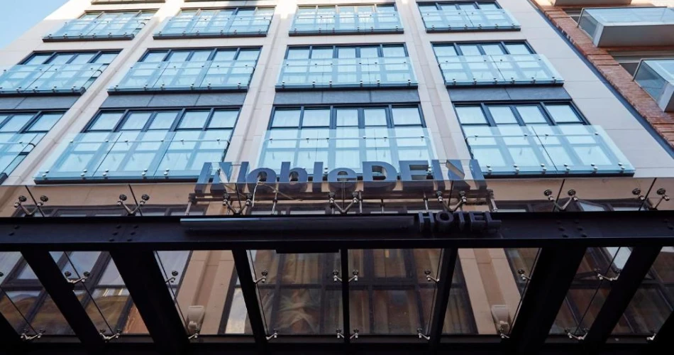 Top 10 Hotels Near NYU for Every Type of Traveler